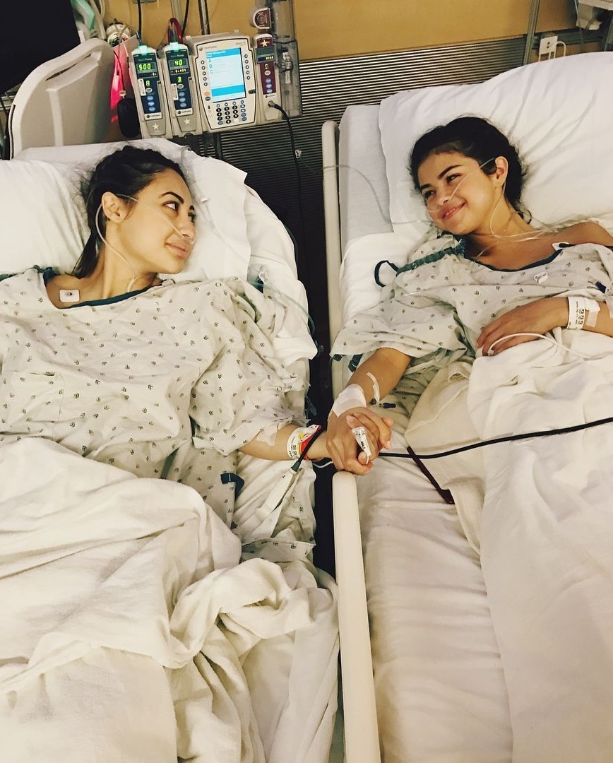 Selena Gomez và Francia Raisa: Tình bạn 15 năm tựa cổ tích, hiến thận cứu giúp lúc bệnh tật, ai dè đầy drama đằng sau - Ảnh 7.