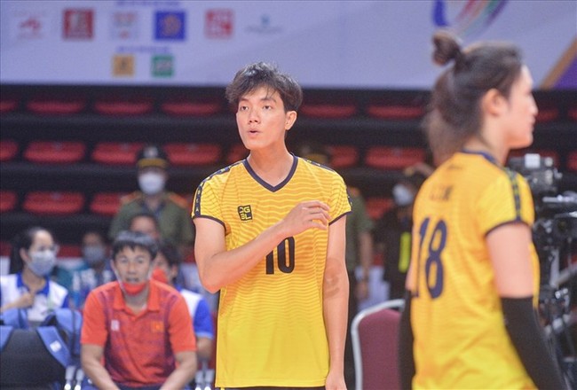 Chủ công hàng đầu Việt Nam Bích Tuyền đón sinh nhật tuổi 23, fan bóng chuyền chờ tái xuất - Ảnh 3.