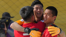 Tuyển Trung Quốc ‘mướt mồ hôi’ với đội bóng Đông Nam Á, suýt bị loại cay đắng ở giải châu Á