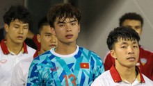 Sự cố hy hữu: Thủ môn U23 Việt Nam va đầu vào cột dọc, phải nhập viện gấp 
