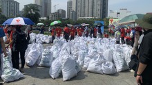 Chiến dịch Clean Up lần 5: Nhặt rác cùng nhau nhằm lan tỏa cảm hứng sống xanh...