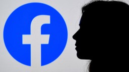 Facebook chạm mốc kỷ lục mới về số người dùng