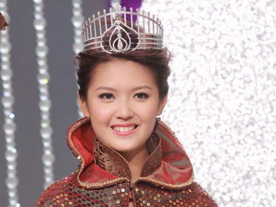 Tân Hoa hậu Hong Kong bị chê xấu