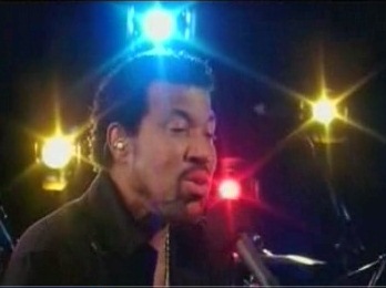 Lionel Richie trở lại với dòng country