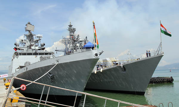   CHÙM ẢNH: Cận cảnh 4 tàu Hải quân Ấn Độ vừa cập cảng Tiên Sa, Đà Nẵng