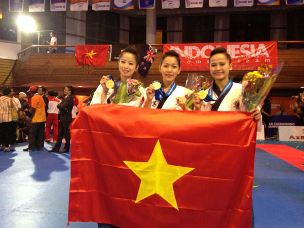 Châu Tuyết Vân: Hotgirl taekwondo 3 lần vô địch thế giới