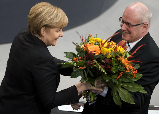 Toàn cảnh bà Angela Merkel tuyên thệ nhậm chức Thủ tướng Đức