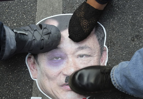 Biểu tình ở Thái Lan: Đường về còn xa cho Thaksin Shinawatra