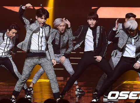 Super Junior 9 năm sát cánh bên nhau: Vẫn là một tượng đài K-pop
