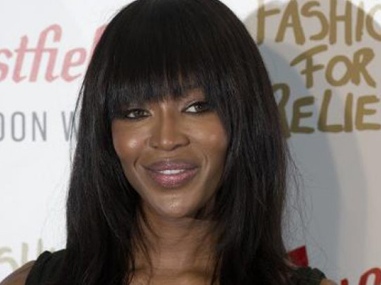 Naomi Campbell mở cửa hàng thời trang nâng cao nhận thức về bệnh Ebola 