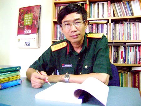 Nhà văn Sương Nguyệt Minh: Tiểu thuyết từ ám ảnh của ‘người lính lạc rừng’