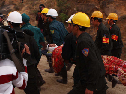 12 nạn nhân vụ sập hầm thủy điện đã an toàn – Cuộc giải cứu ngoạn mục sau 81 giờ