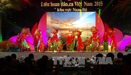 Bế mạc Liên hoan dân ca Việt Nam lần thứ VI - Khu vực Nam bộ