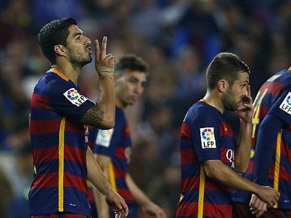 ĐIỂM NHẤN Barca 3-1 Eibar: Hat-trick của Suarez không thể che đậy khiếm khuyết