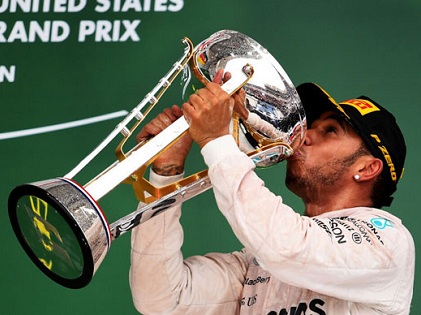 Con số & Bình luận: Lewis Hamilton gia nhập hàng ngũ tay đua nhiều lần vô địch F1