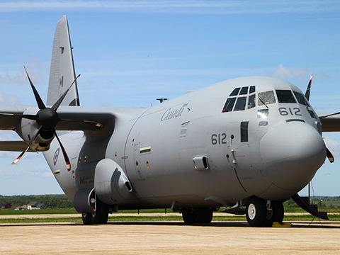 Mỹ, Canada sẽ điều máy bay C-130 giám sát không phận Nga