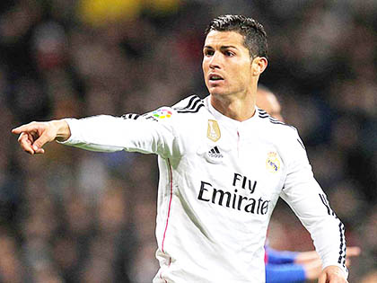 Vấn đề ở Madrid: Dỗi là dại, Ronaldo!