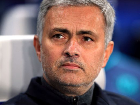 Nhận lời dẫn dắt Man United, Mourinho phải giảm lương một nửa