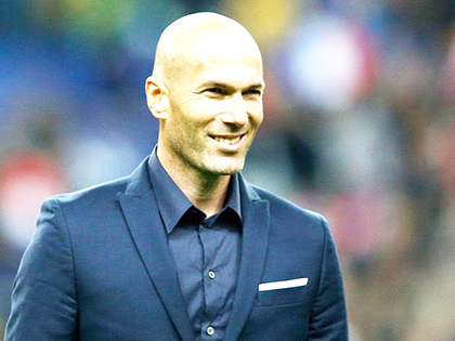 Barca bị cấm chuyển nhượng, Enrique giành 'cú ăn 5'. Còn Zidane?