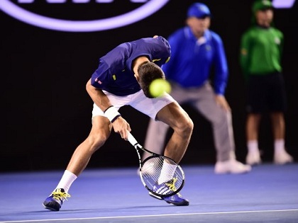 VIDEO: Thắng Halys, Djokovic bước tiếp vòng 3 Australian Open 2016