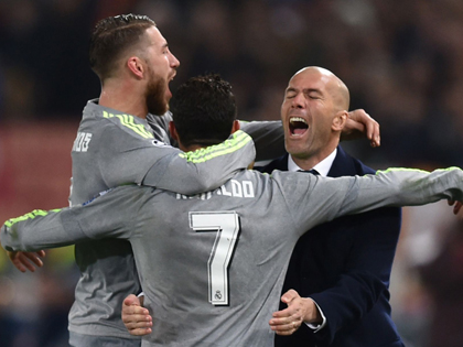 Roma 0-2 Real Madrid: Ronaldo và Jese giúp Real đặt 1 chân vào Tứ kết