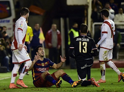 Nỗi ám ảnh của Barca: Messi, Suarez và Neymar đá hỏng đến 7 quả penalty ở mùa này