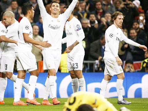  Real Madrid 2-0 Roma (chung cuộc 4-0): Ronaldo lại tỏa sáng, Real vào Tứ kết mùa thứ 6 liên tiếp