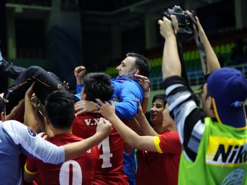 Futsal Việt Nam mơ tạo bất ngờ tại World Cup, Quế Ngọc Hải đá chính trận gặp B.Bình Dương