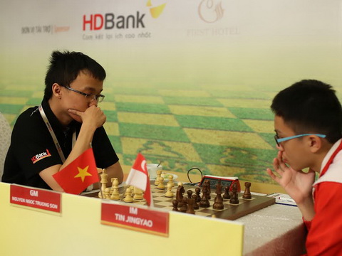 Khai mạc giải cờ vua quốc tế HD Bank 2016: Vắng Quang Liêm, Trường Sơn trổ tài