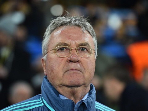 ĐIỂM NHẤN: Canh bạc thất bại của Hiddink. PSG mắc lỗi phòng ngự vẫn đi tiếp