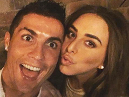 Ronaldo hẹn hò ái nữ kém sắc của tỷ phú Anh