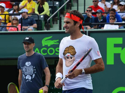 Roger Federer ra mắt bộ sưu tập áo T-shirts