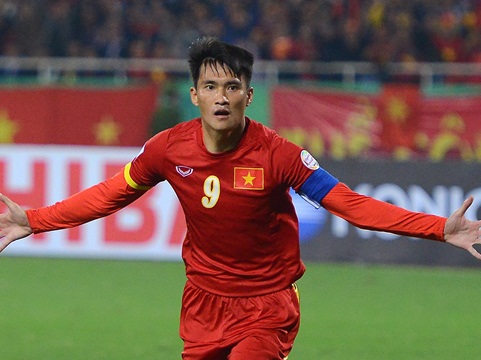 FIFA ca ngợi Công Vinh - Thủy Tiên là 'Beckham - Victoria của Việt Nam'