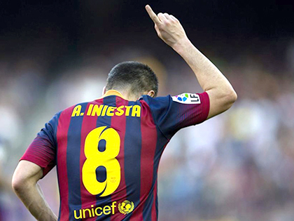 Ở tuổi 32, Andres Iniesta vẫn được cả thế giới ca ngợi