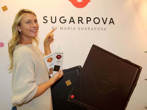 Maria Sharapova: Xa quần vợt tranh thủ đi bán sô cô la 