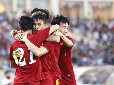 Việt Nam 2-0 Syria: Thắng dễ Syria, HLV Hữu Thắng hài lòng!