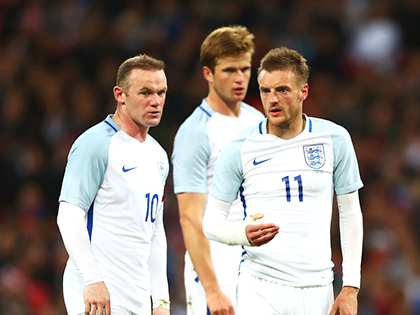 Đội tuyển Anh: Rooney đang cản đường Kane-Vardy?