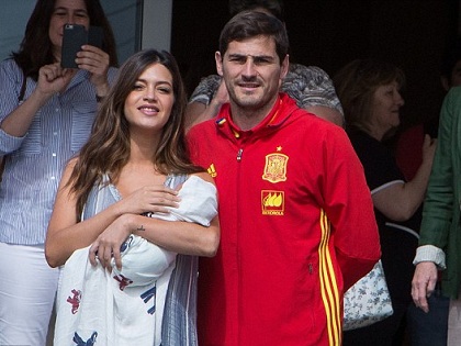 Casillas khoe con trai mới chào đời ngay trước thềm EURO 2016