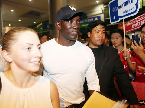 Dwight Yorke khuấy động không khí bóng đá tại TP.HCM