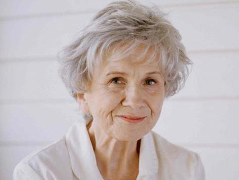Nhà văn đoạt giải Nobel Alice Munro: Không già ở tuổi 85