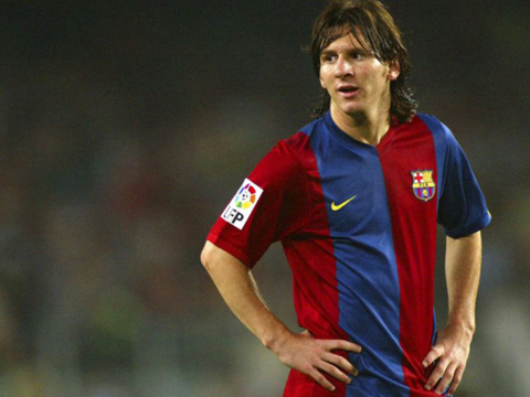 Mái Tóc Lionel Messi Từ 'Ngố' Tới Bạch Kim Sành Điệu Đã Thay Đổi Như Thế  Nào?