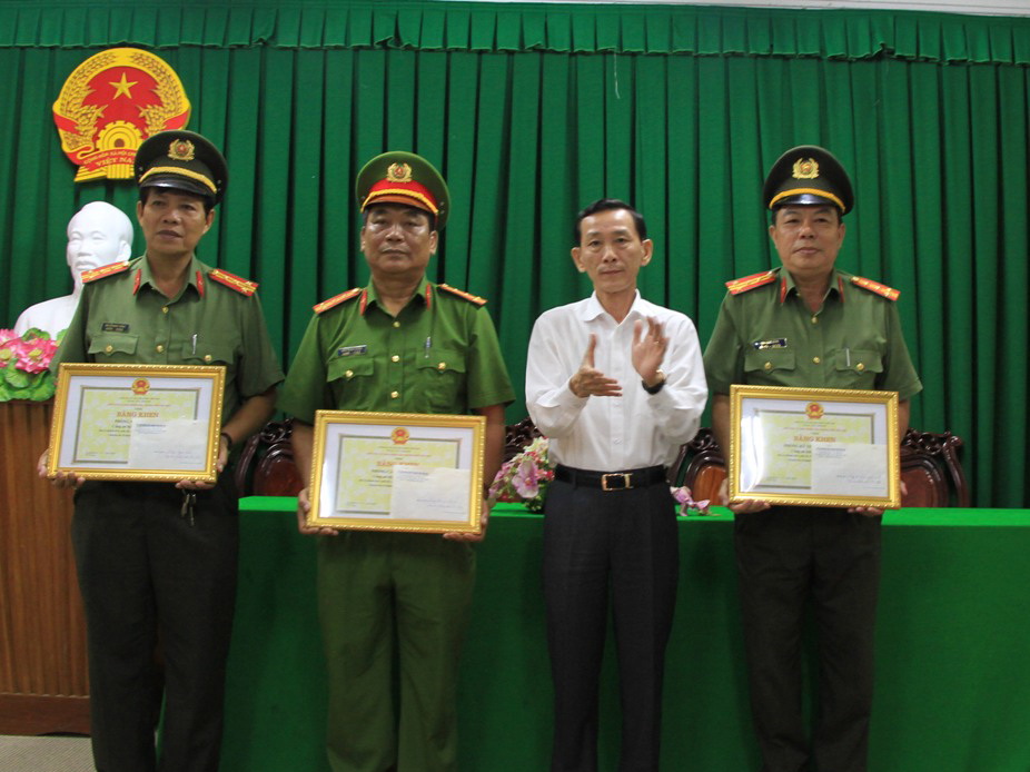  Thưởng 'nóng' chuyên án bắt 3 thanh tra giao thông nhận hối lộ 'tiền tỷ'