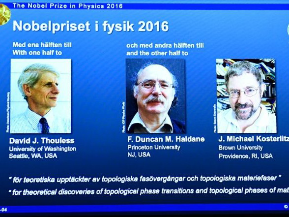 Giải Nobel Vật lý 2016 đã thuộc về 3 nhà khoa học gốc Anh