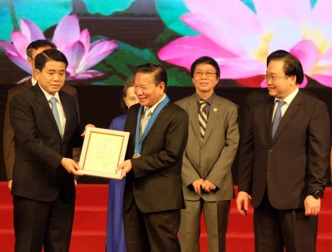 Hà Nội vinh danh 'Công dân Thủ đô ưu tú' năm 2016 