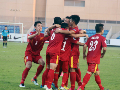 HLV Hoàng Anh Tuấn: 'U19 Việt Nam đã quên sự cố thẻ đỏ Trọng Đại'