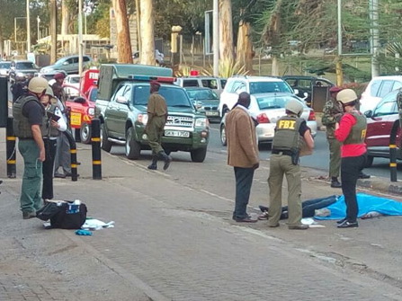 Chiến binh IS vung dao tấn công Đại sứ quán Mỹ ở Kenya