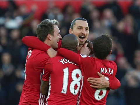 Swansea 1–3 Man United: Rooney, Pogba, Ibra tỏa sáng, Man United tìm lại nụ cười