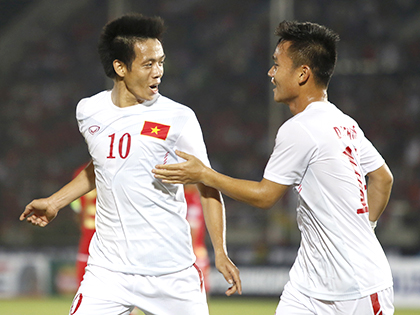 HLV Phan Thanh Hùng: “Đội tuyển Việt Nam kết hợp hài hòa giữa sức trẻ và kinh nghiệm”