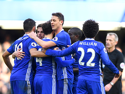 Chelsea đã chạm tay vào ngai vàng Premier League