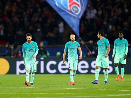 Barcelona thảm bại trước PSG: Thế hệ Vàng của Messi sắp hết thời?